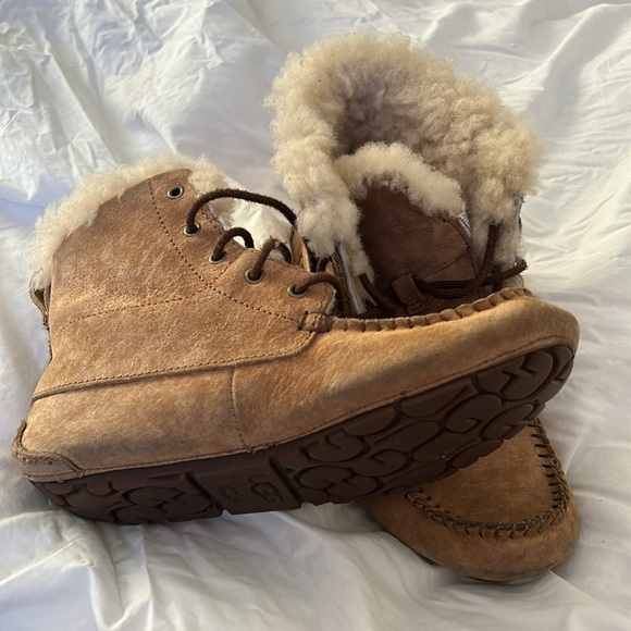 UGG Chickaree Suede Moccasin Boots Chestnut Brown - Picture 7 of 8